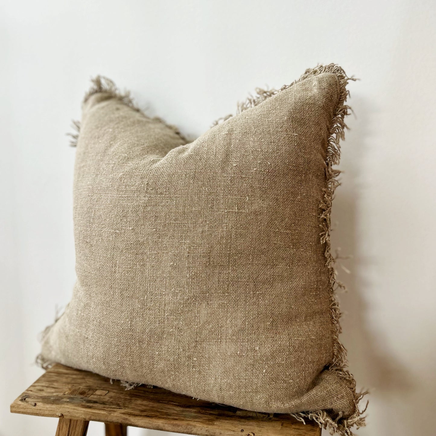 Iris Cushion