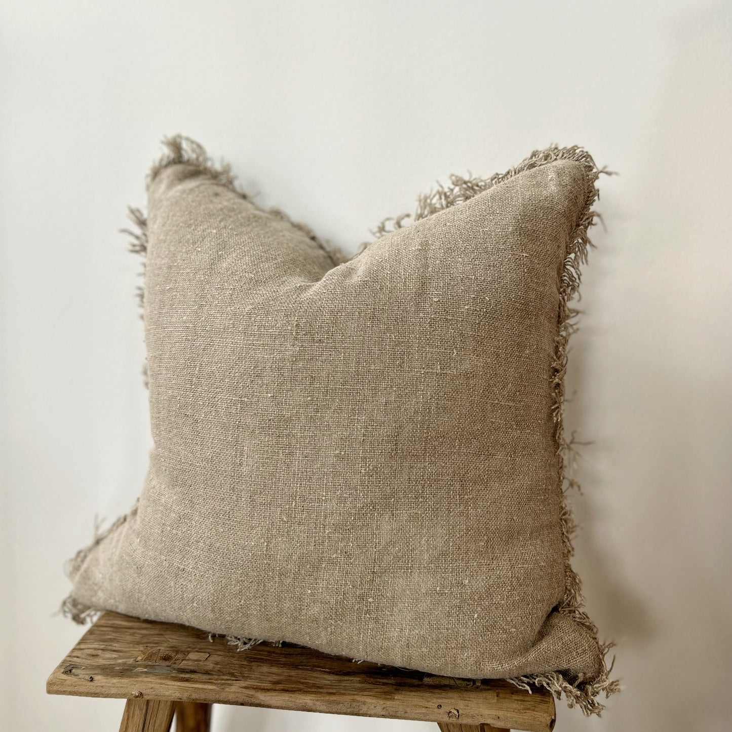 Iris Cushion