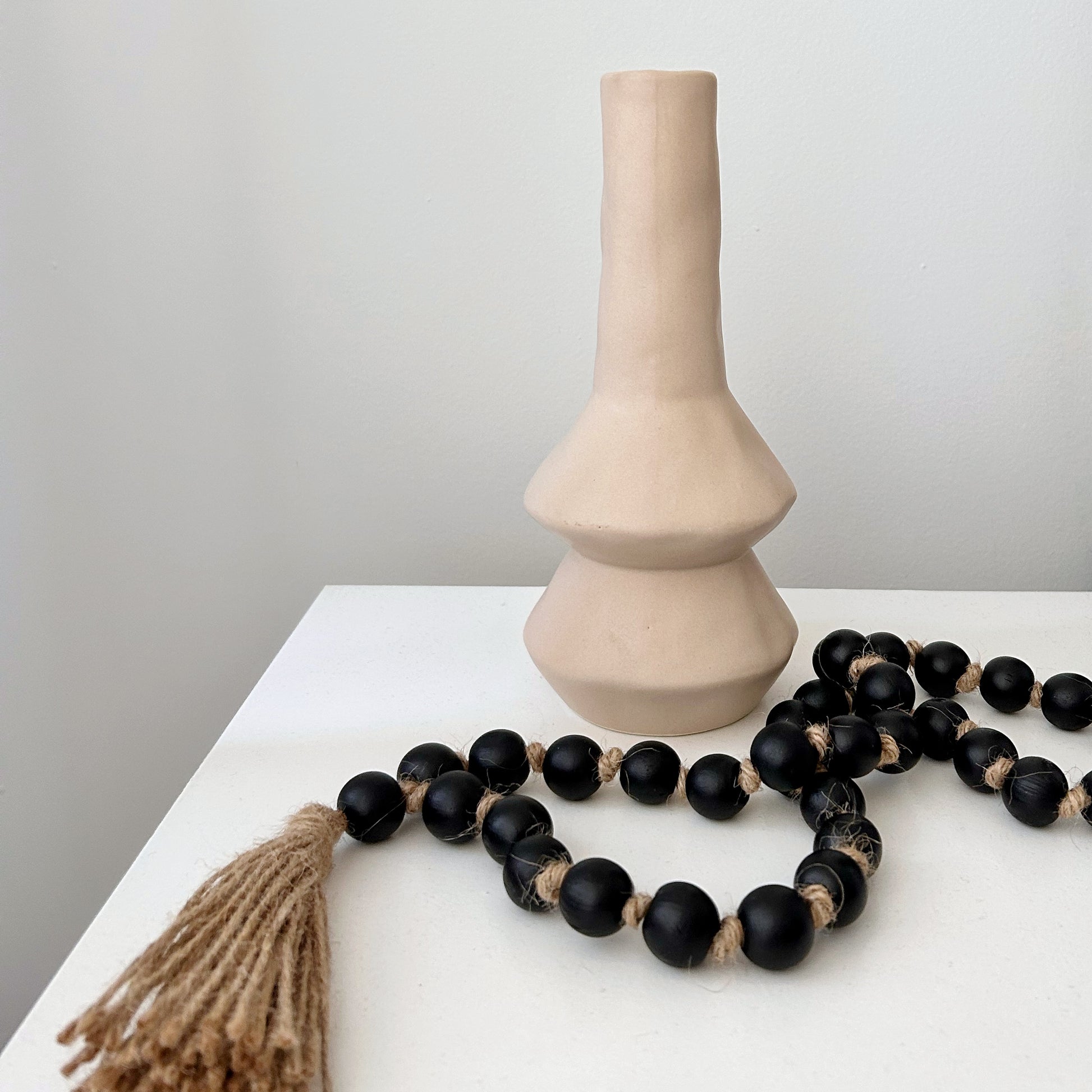Zuri Wooden Beads Black – Hohm Interiors